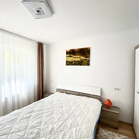 Ana Apartment *